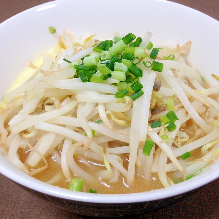 インスタントで簡単 もやしの味噌バターラーメン レシピ 作り方 By うーころちゃん 楽天レシピ インスタントで簡単 もやしの味噌バターラーメン レシピ 作り方 By うーころちゃん 楽天レシピ